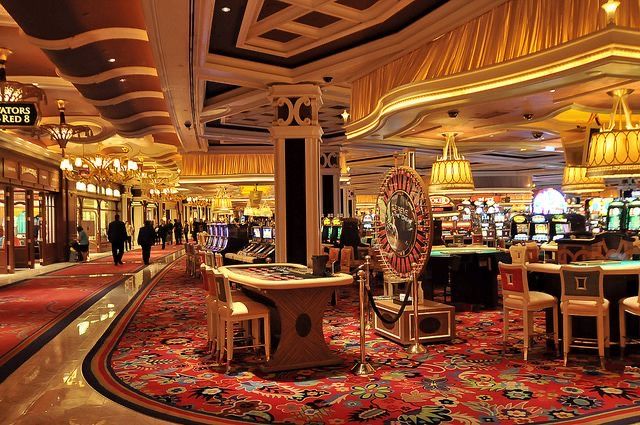 LadyHammer Casino پاکستان ریئل منی گیمز